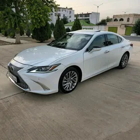 Lexus ES 350 2021