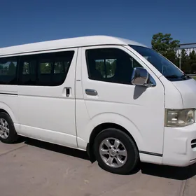 Toyota Hiace 2007