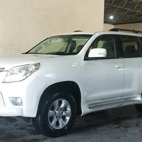 Toyota Land Cruiser Prado 2012