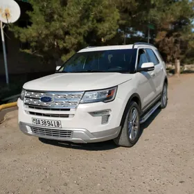 Ford Explorer 2018