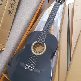 TÄZE MBAT GARA GITARA Гитара