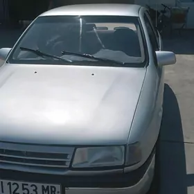 Opel Vectra 1991