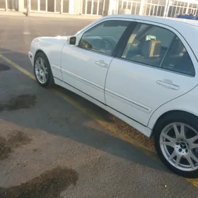 Mercedes-Benz E430 2000