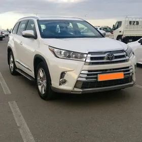 Toyota Highlander 2017