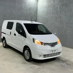 Nissan NV200 2020