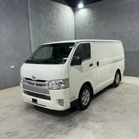 Toyota Hiace 2020