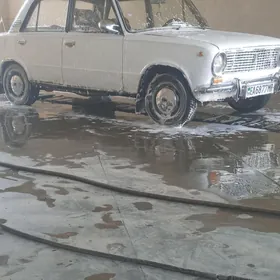 Lada 2104 1980