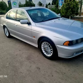 BMW E39 2002