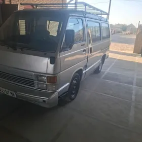 Toyota Hiace 1989