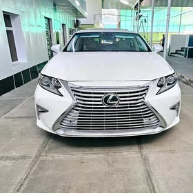 Lexus ES 2016