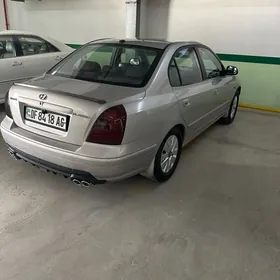 Hyundai Elantra 2001