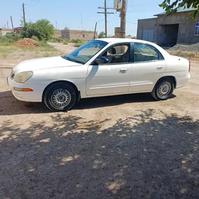 Daewoo Nubira 1999