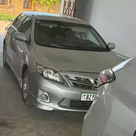 Toyota Corolla 2011