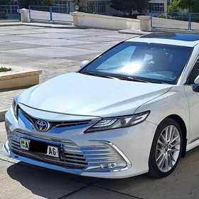 Toyota Camry 2020