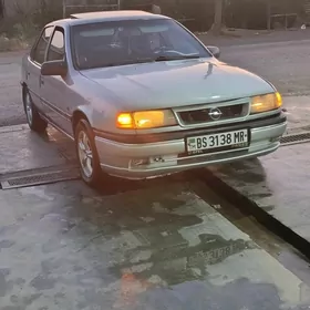 Opel Vectra 1992