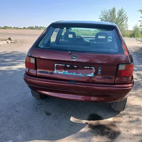 Opel Astra 1992