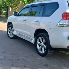 Toyota Land Cruiser Prado 2010