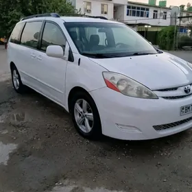 Toyota Sienna 2009