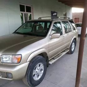 Nissan Pathfinder 2001