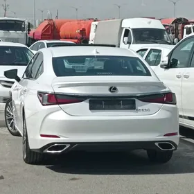 Lexus ES 350 2019