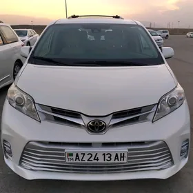 Toyota Sienna 2019