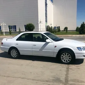 Toyota Camry 1997