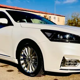 Kia Cadenza 2017