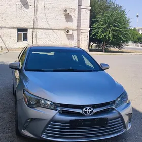 Toyota Camry 2015