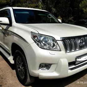 Toyota Land Cruiser Prado 2012