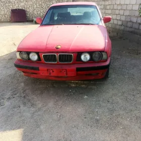 E34 şaŷlary