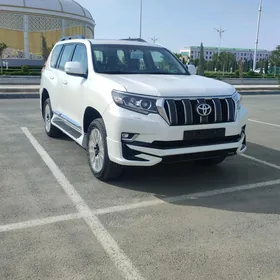 Toyota Land Cruiser Prado 2023