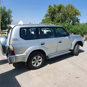 Toyota Land Cruiser Prado 2000