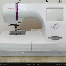 Janome 350e kompyuter maşyn.