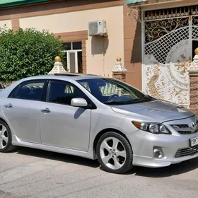 Toyota Corolla 2012