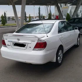 Toyota Camry 2005