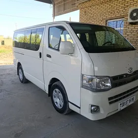 Toyota Hiace 2006