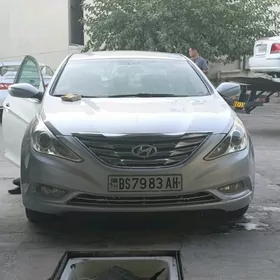 Hyundai Sonata 2013