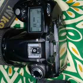 Nikon D90