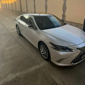 Lexus ES 350 2019