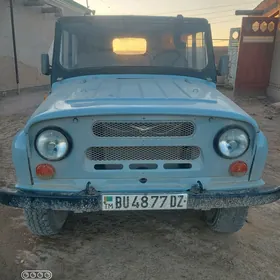 UAZ 469 1990