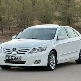 Toyota Camry 2011