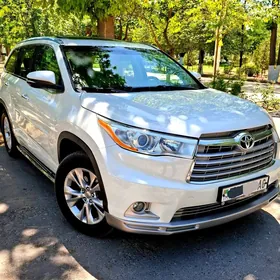 Toyota Highlander 2014