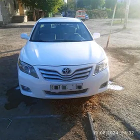 Toyota Camry 2011