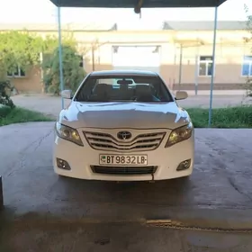 Toyota Camry 2010