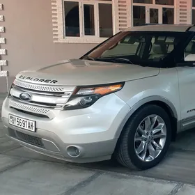 Ford Explorer 2011