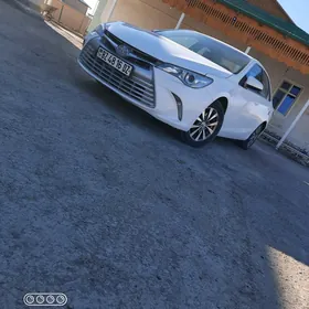 Toyota Camry 2016