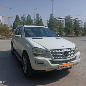 Mercedes-Benz ML350 2011