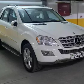 Mercedes-Benz ML350 2010