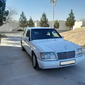 Mercedes-Benz 190E 1989