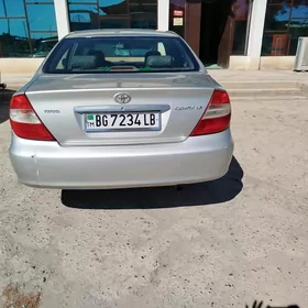 Toyota Camry 2004